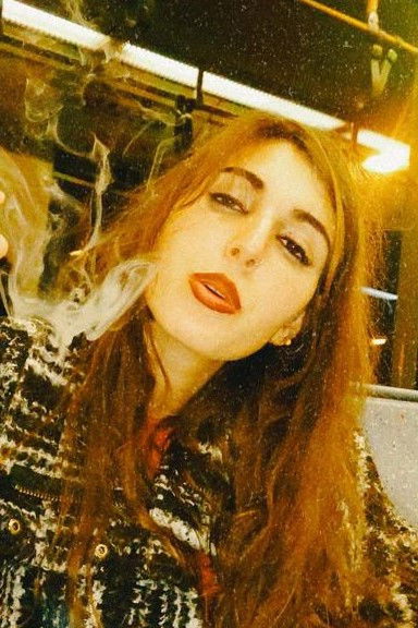 Alicia Saleh backdrop