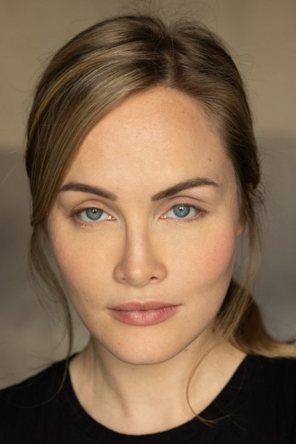 Yris Jacqmin backdrop