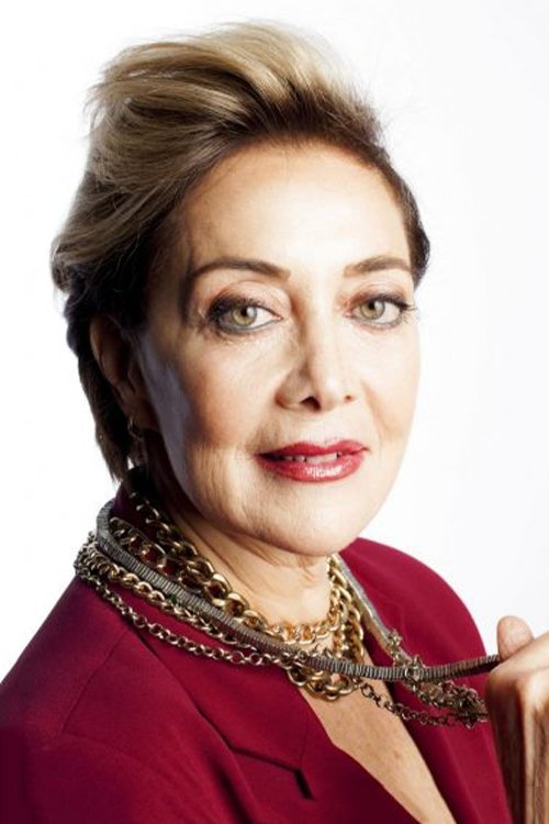 Tilbe Saran backdrop