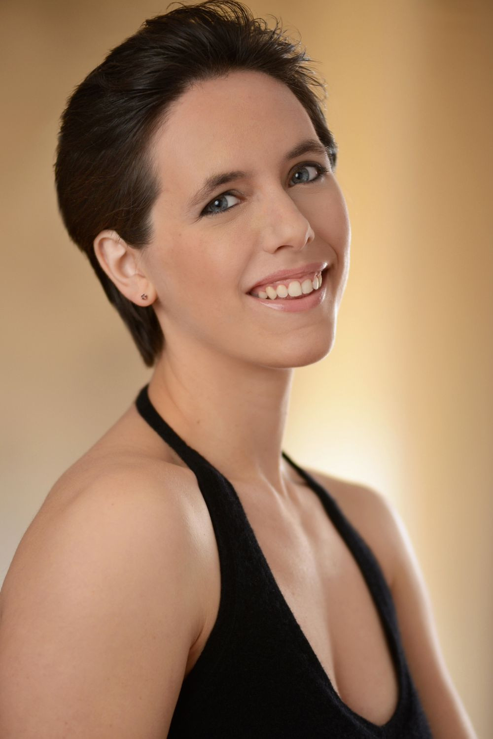 Sarah Kuklis backdrop