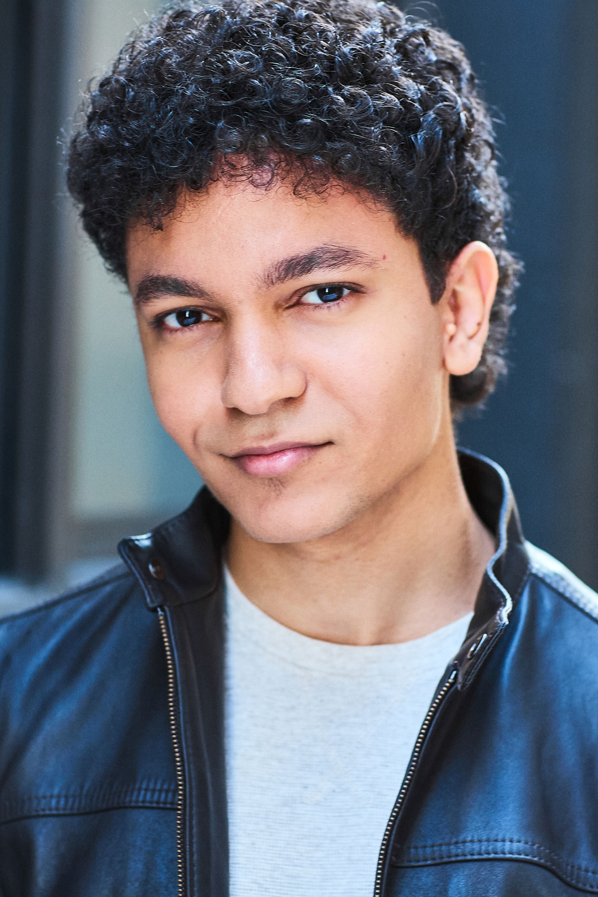 Ziad Alezabi backdrop