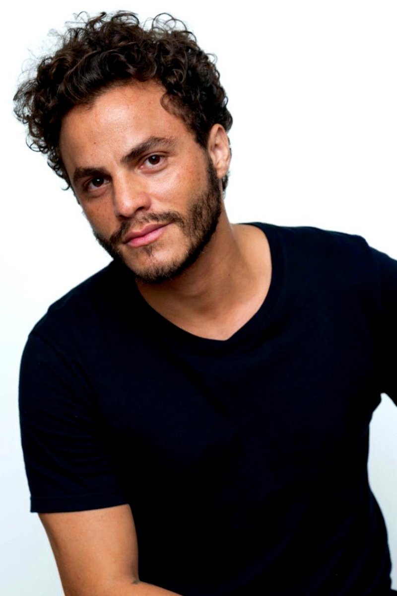 Gabriel Manita backdrop