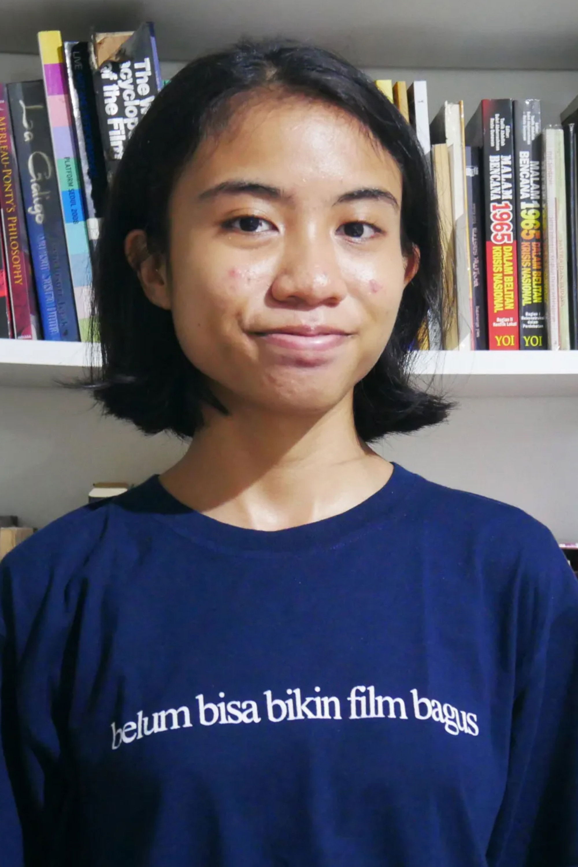 Dini Adanurani backdrop