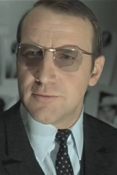 Reinhold Timm backdrop