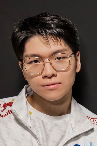 Hwang Seong-hoon backdrop