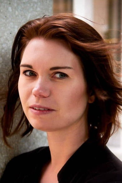 Lydia Fischer backdrop