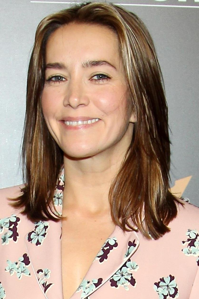 Kamilla Baar backdrop