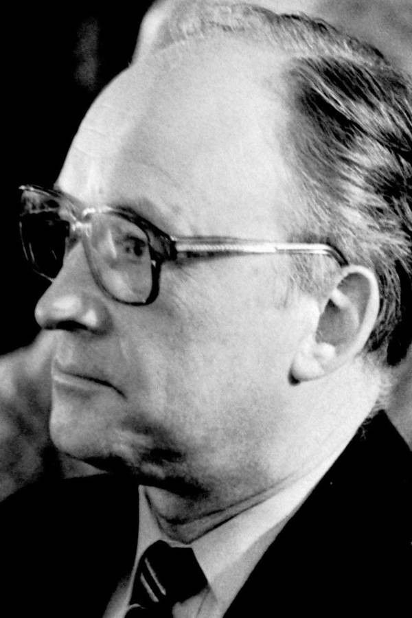 Vladlen Troshkin backdrop