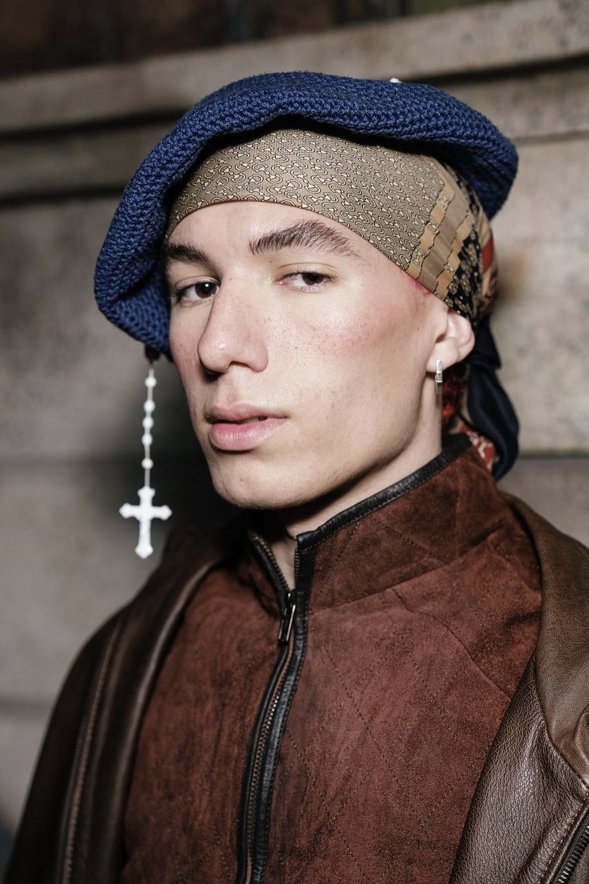 Isaac Pvlayo backdrop