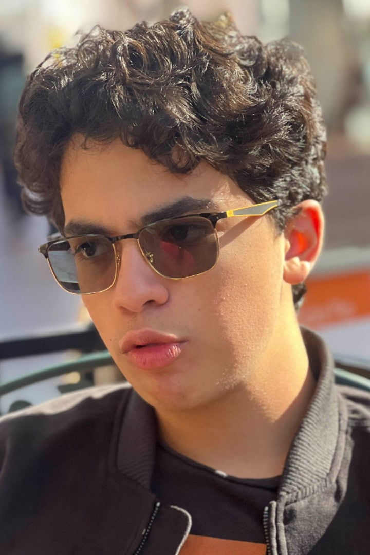 Enrique V. Rodriguez backdrop