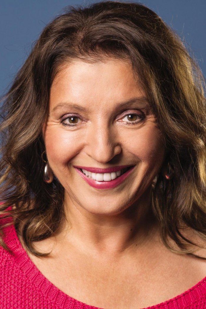 Mirjana Karanović backdrop