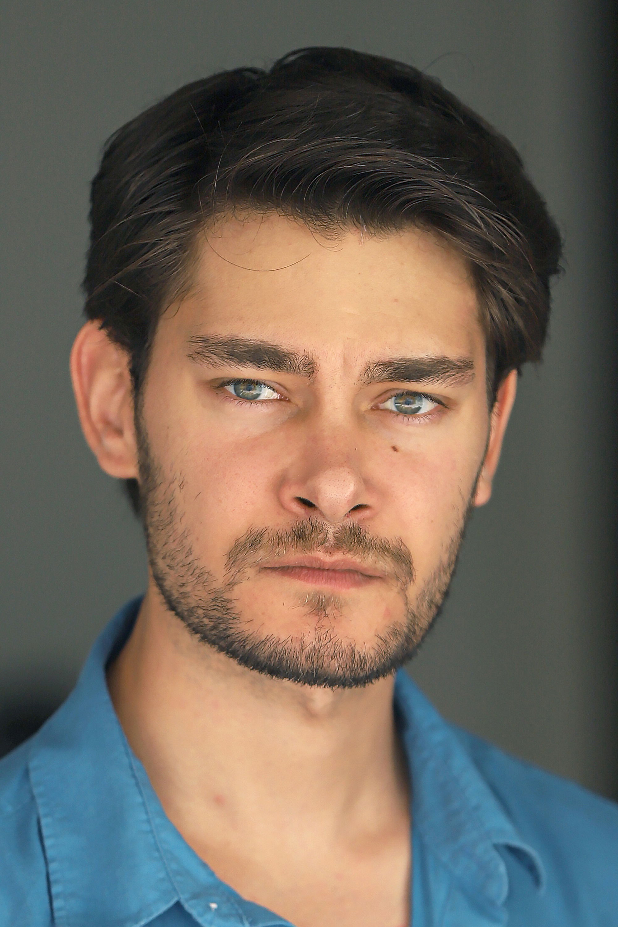 Alperen Çavdar backdrop