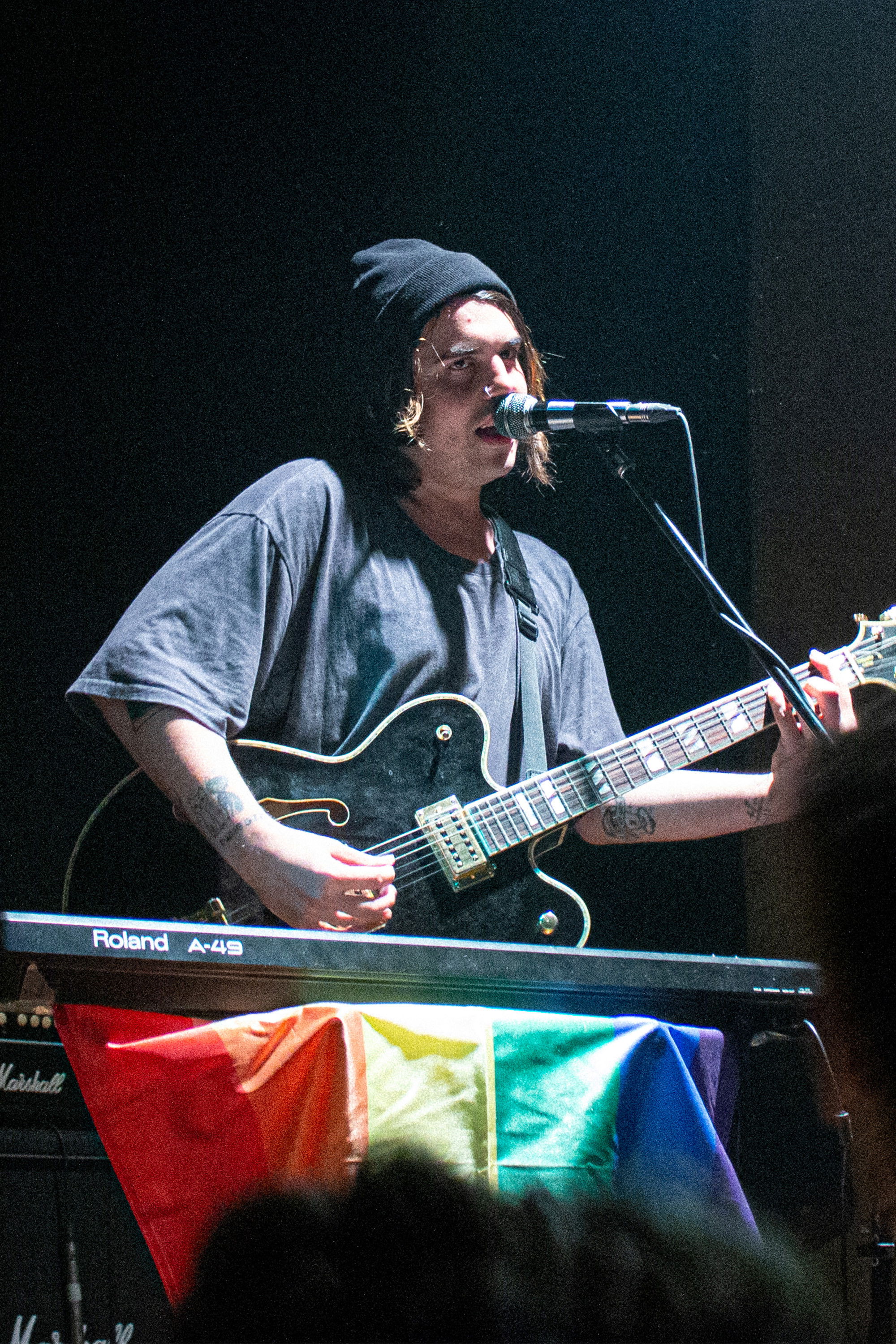 Toprak Işık backdrop