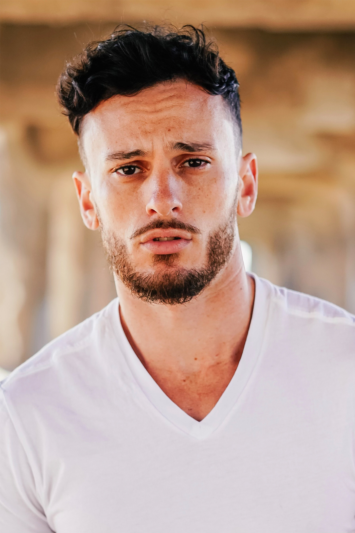 Mavrick Vivas backdrop