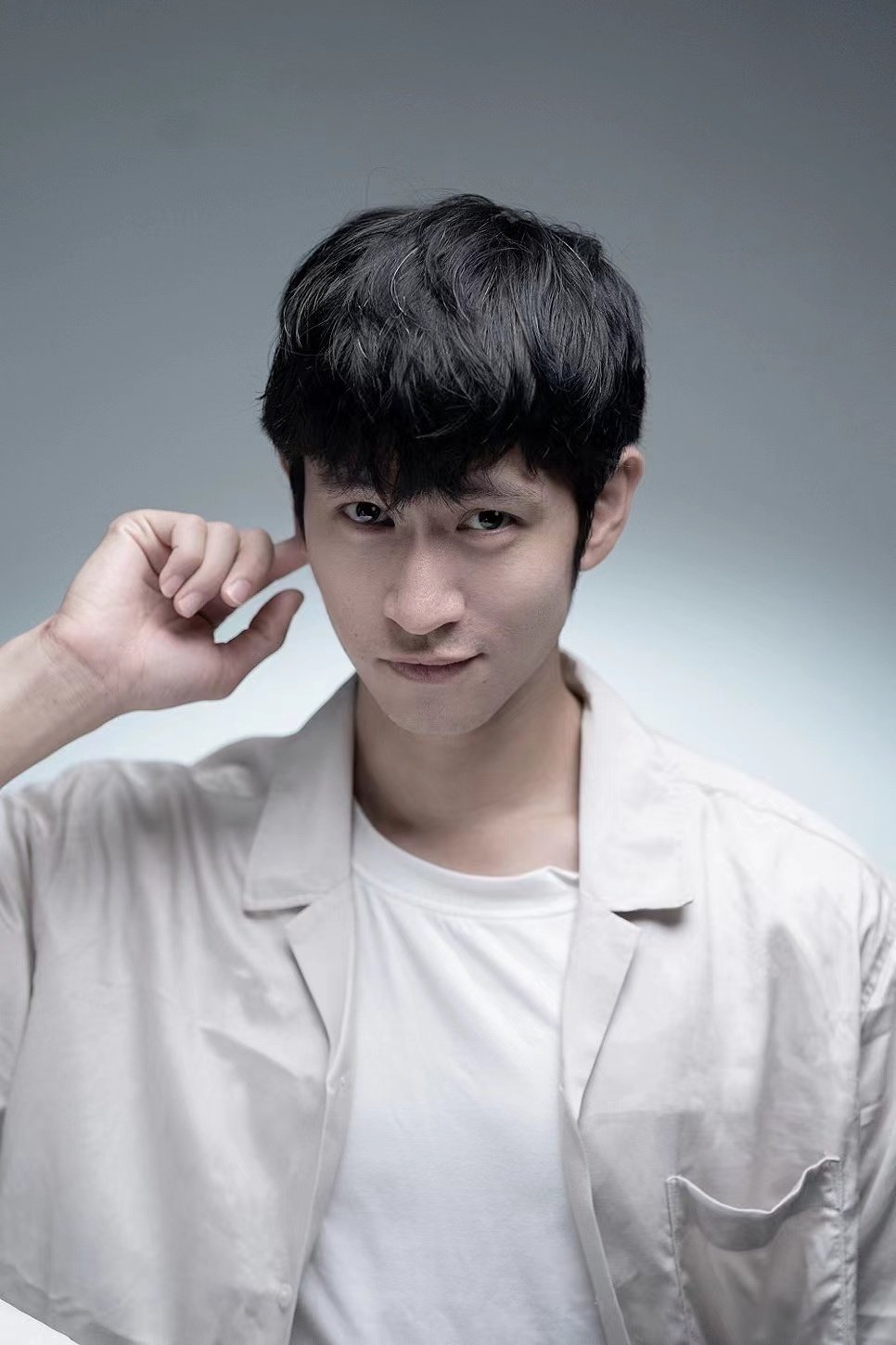 Jordan Lee Seung-Yuen backdrop