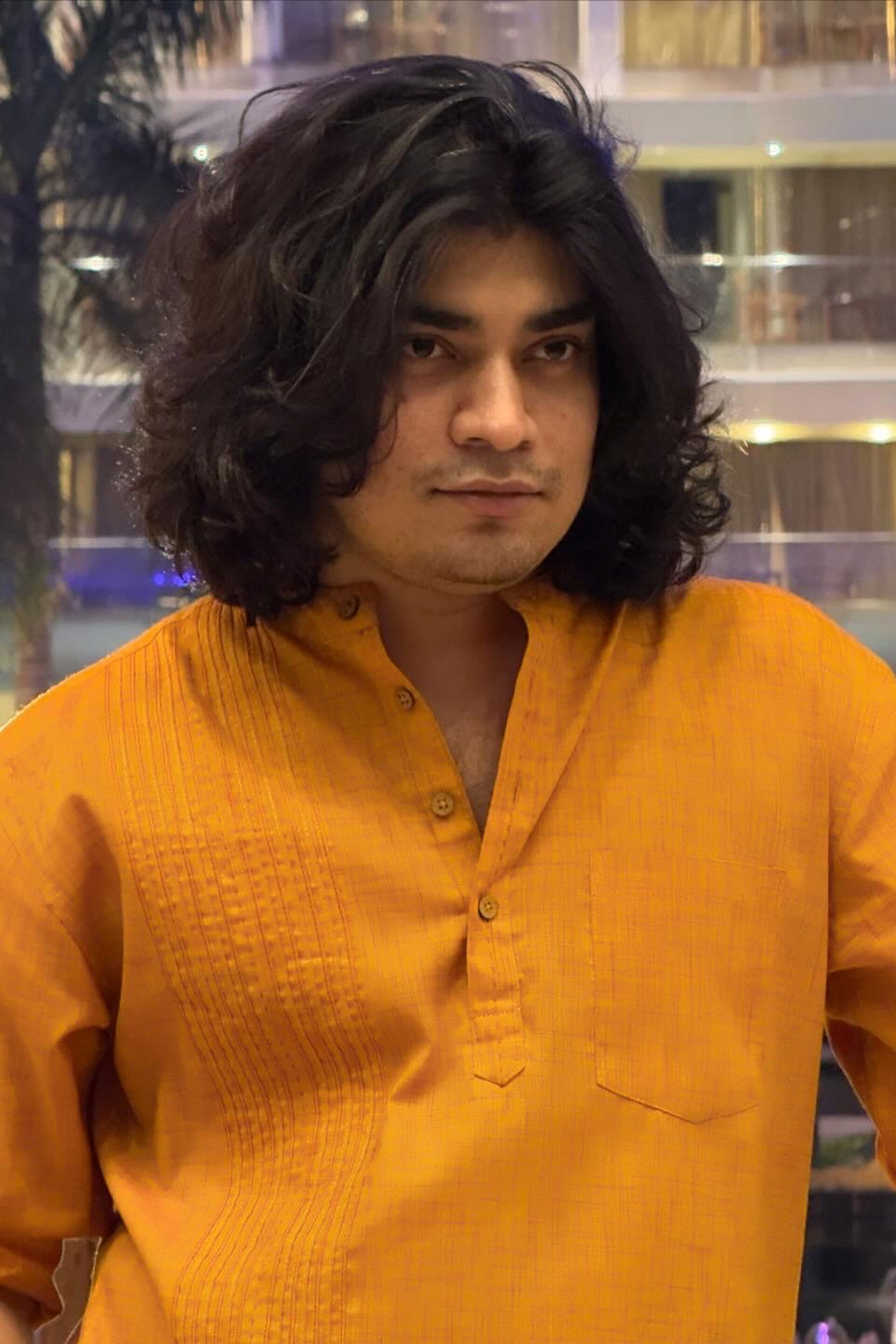 Advitya Ray backdrop