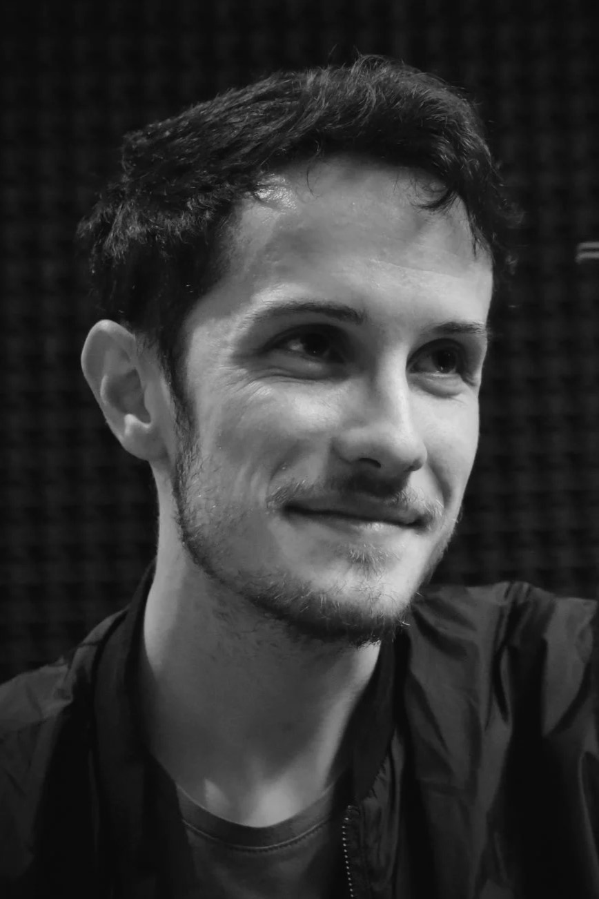 Andrés Tamagnini backdrop