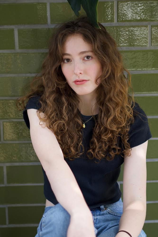 Eloise Molloy backdrop