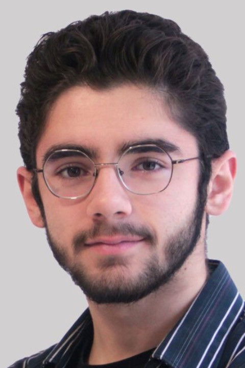 Enzo Calderon-Mazzolini backdrop