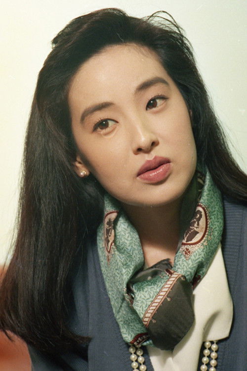 Mie Yamaguchi backdrop