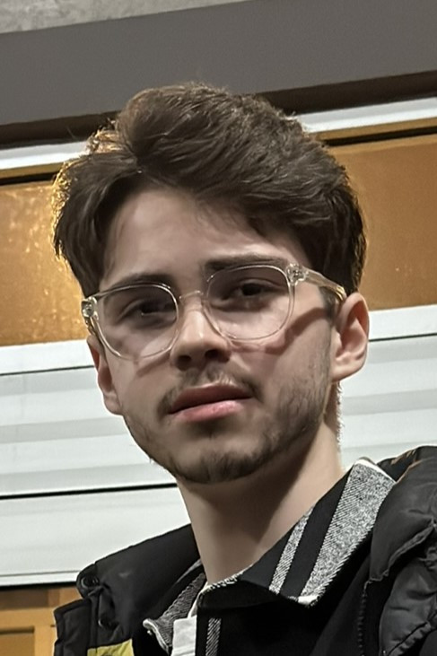 Daniel Cossio backdrop