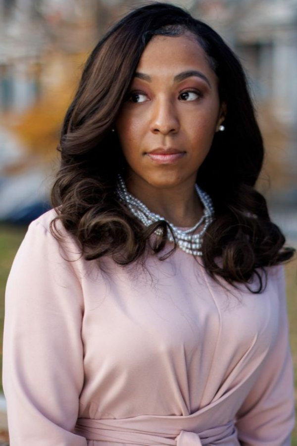 Erica Loewe backdrop