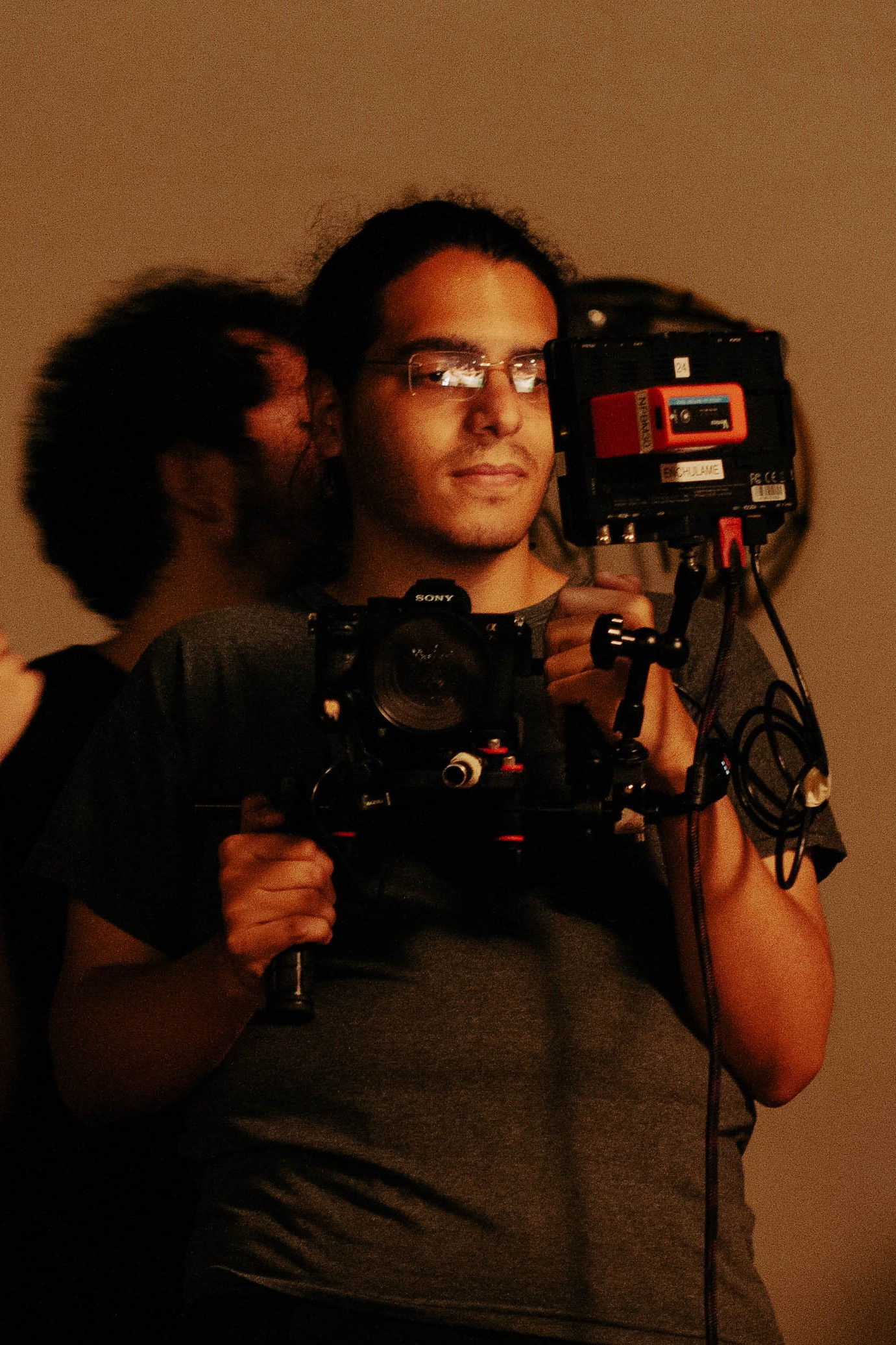 Alberto Fuentes Hirsch backdrop