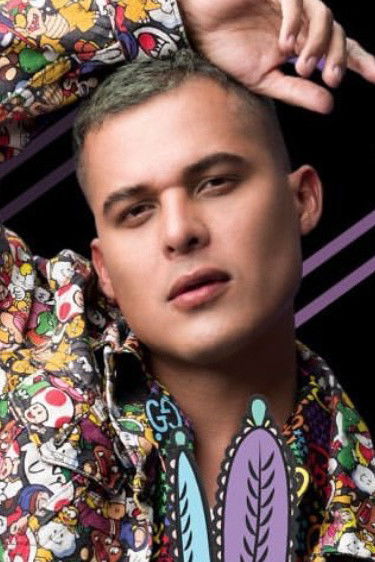 Luis Torres backdrop