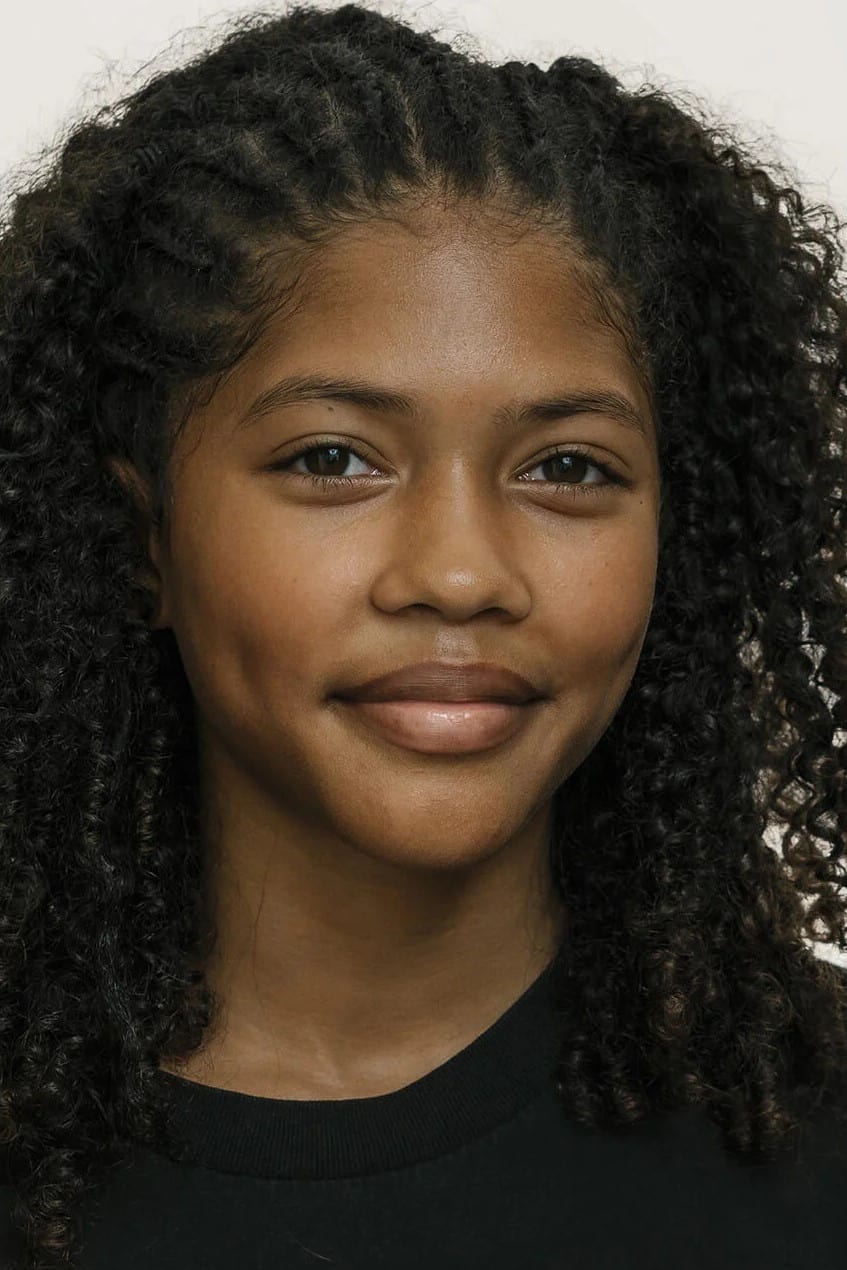 Sophie Lelenta backdrop