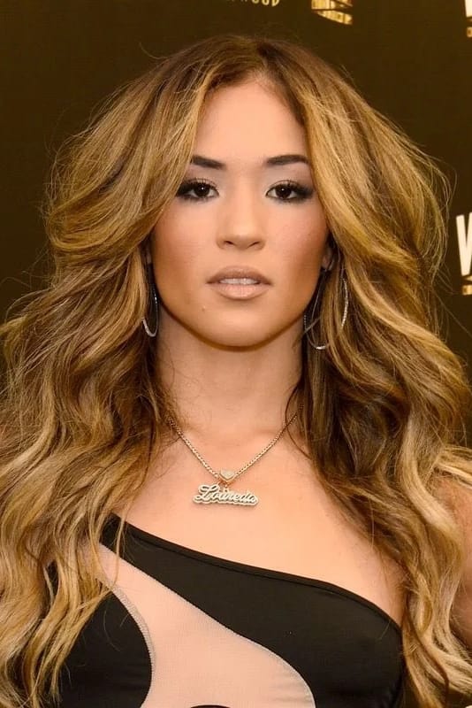 Valerie Loureda backdrop