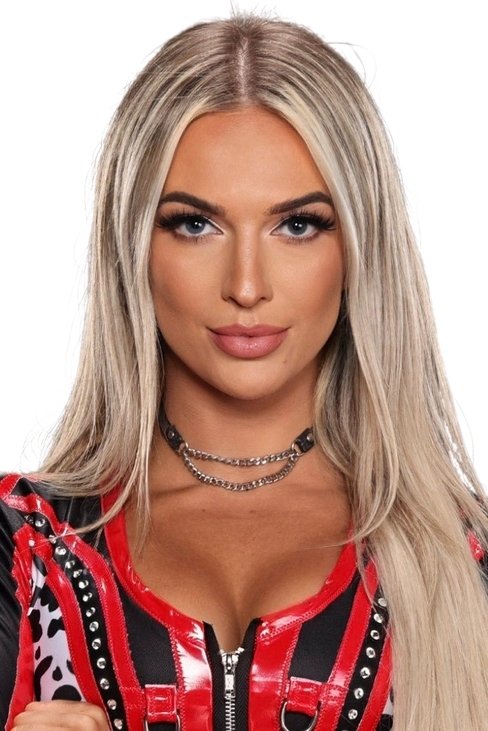 Monika Klisara backdrop