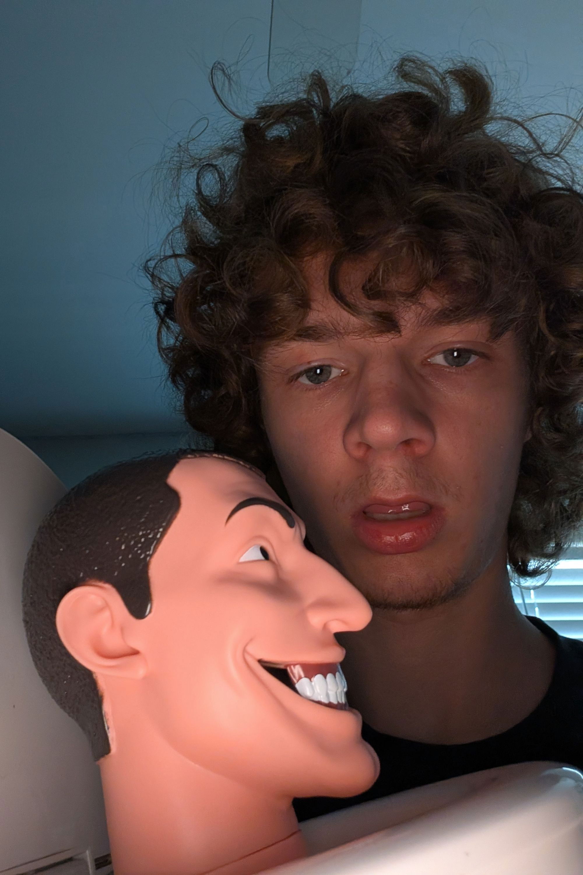 Eric Carson backdrop