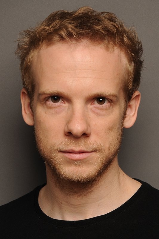 Fernando Ramallo backdrop