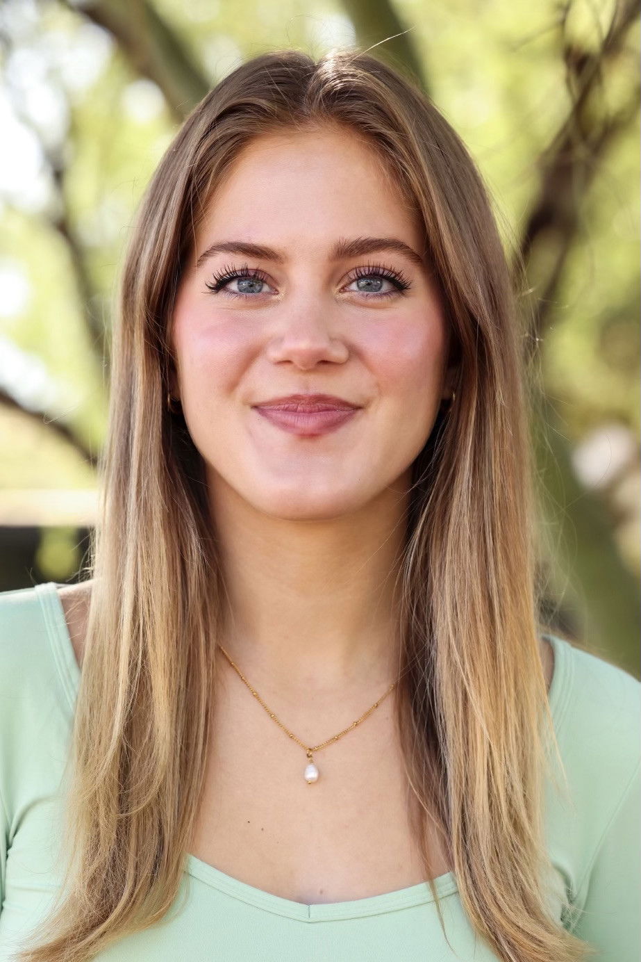 Meghan Gray backdrop