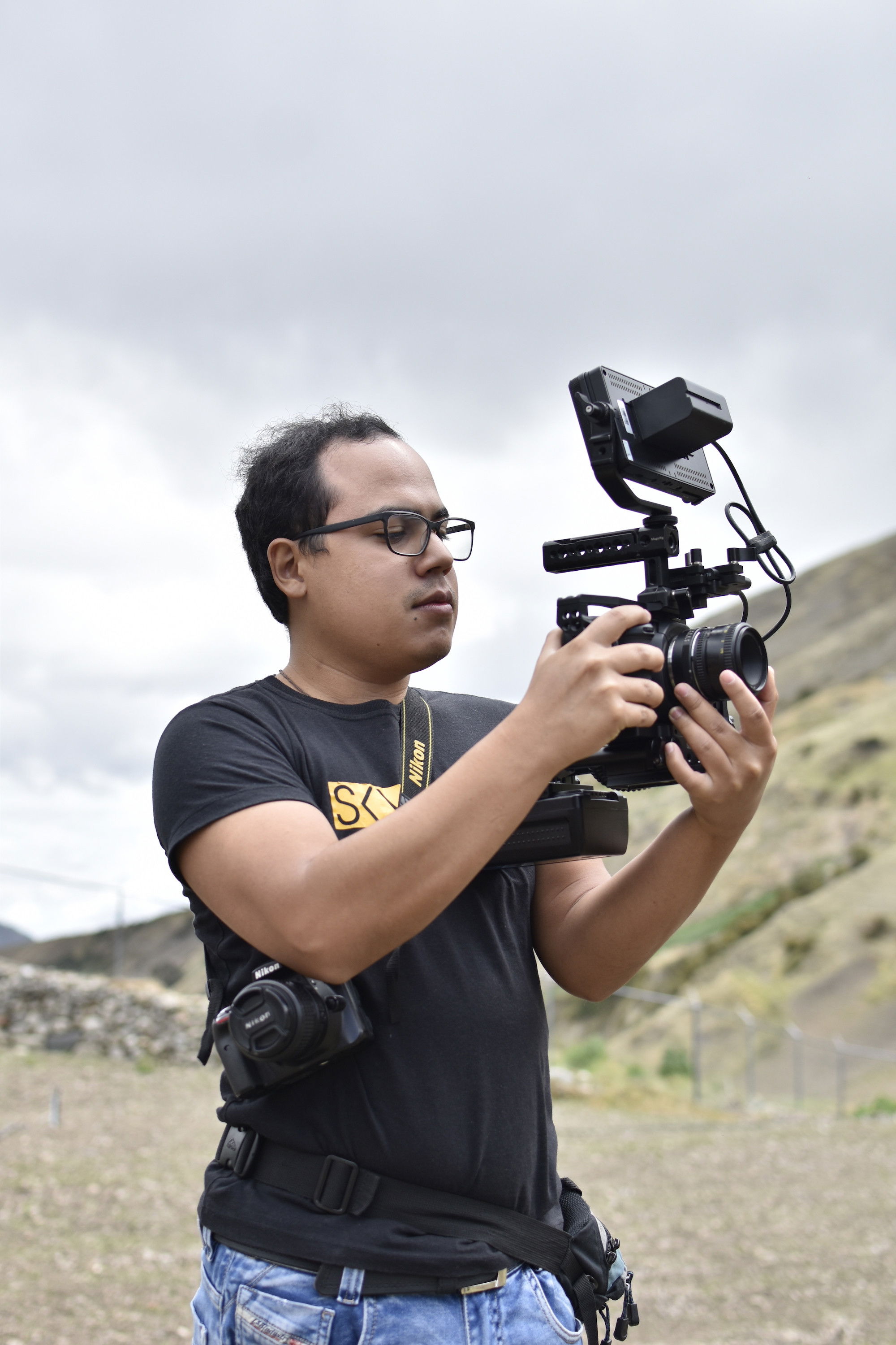 Xavier Gonz backdrop