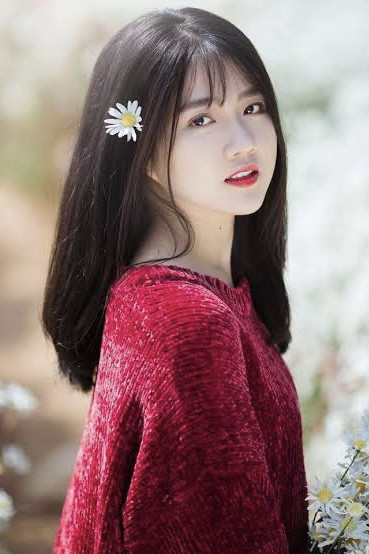 Kiều Trinh backdrop