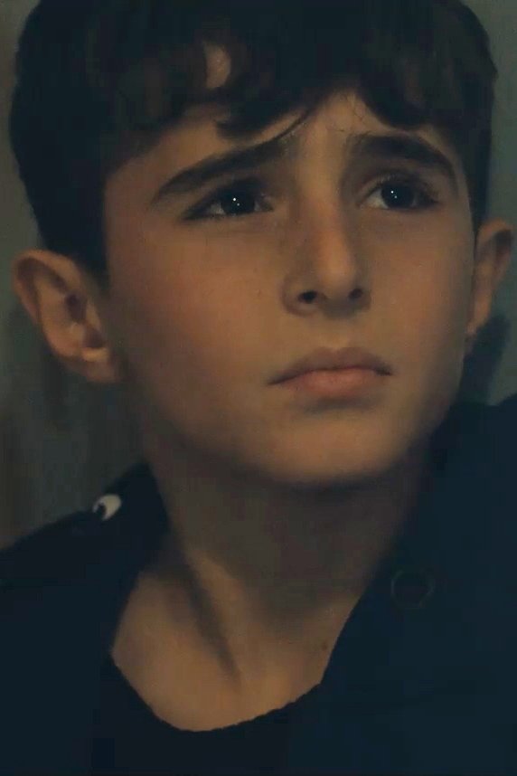 Ömer Efe Zeren backdrop