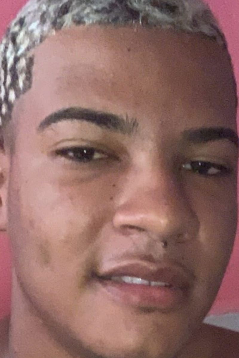 Flávio Expedito backdrop