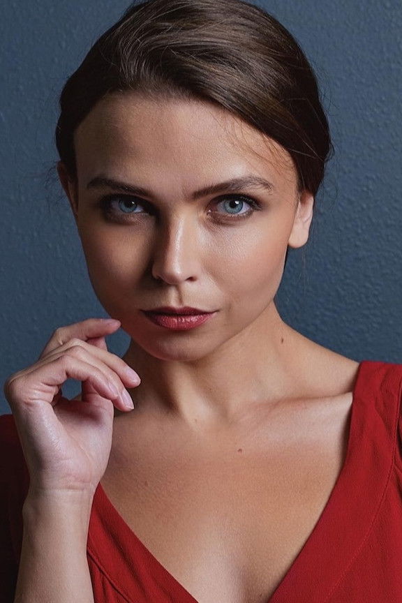 Cheyenne Goode backdrop