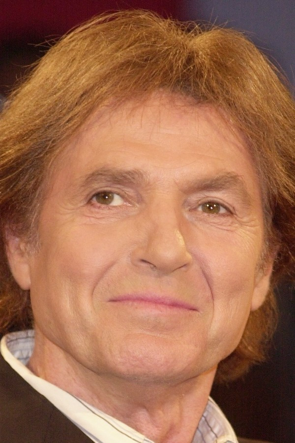 Chris Roberts backdrop