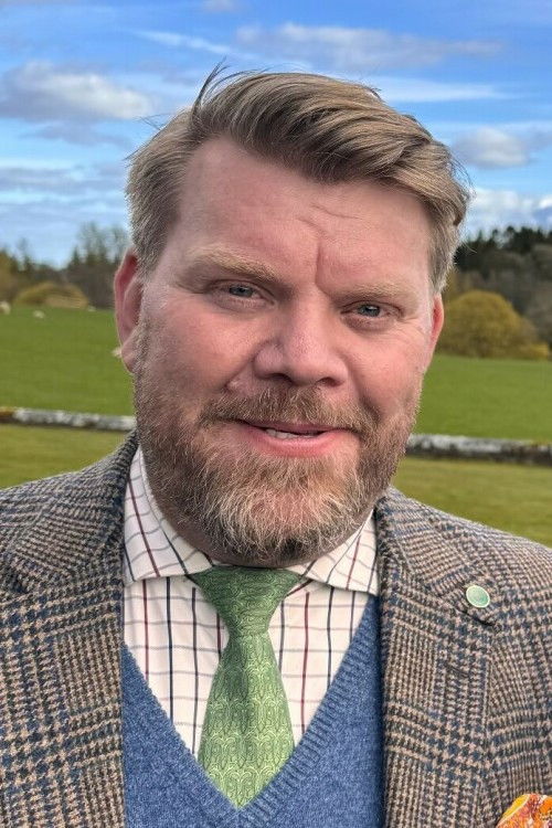 Tommy Johansen backdrop