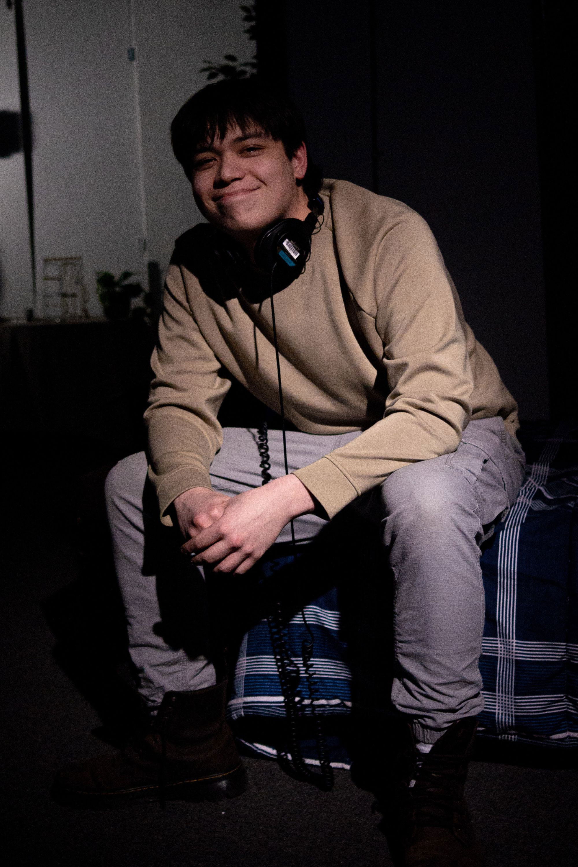 Cameron Kwik backdrop