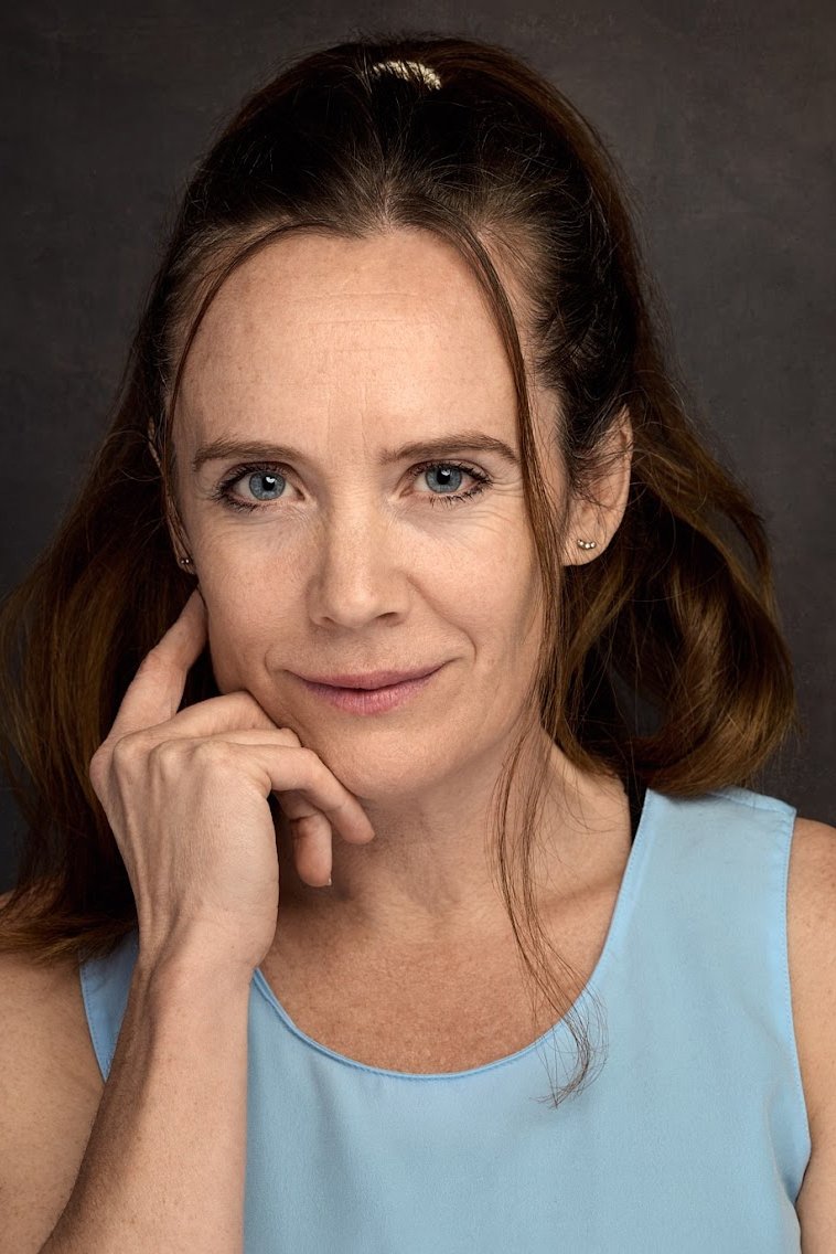 Amanda Lund backdrop