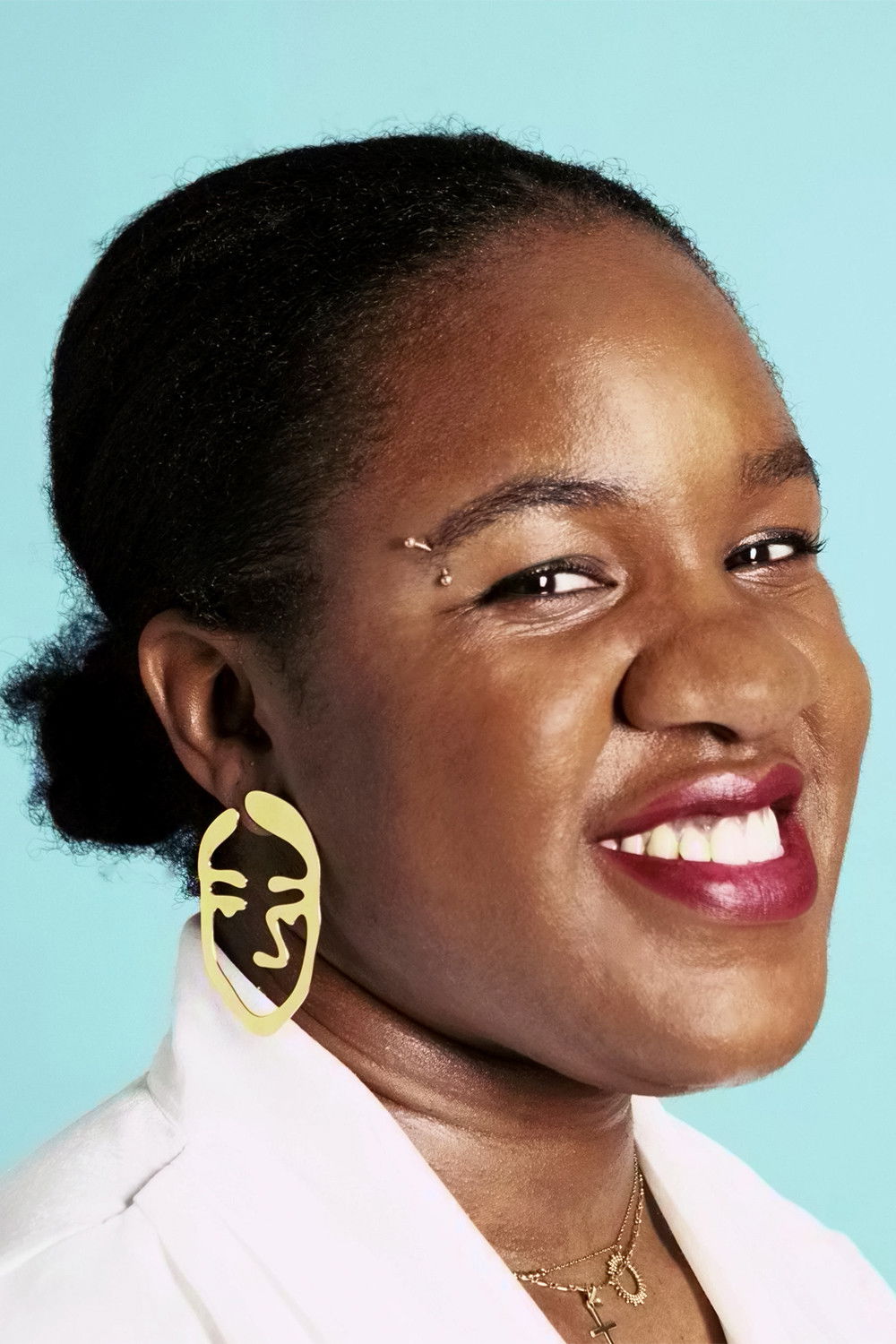 Laura Nsafou backdrop