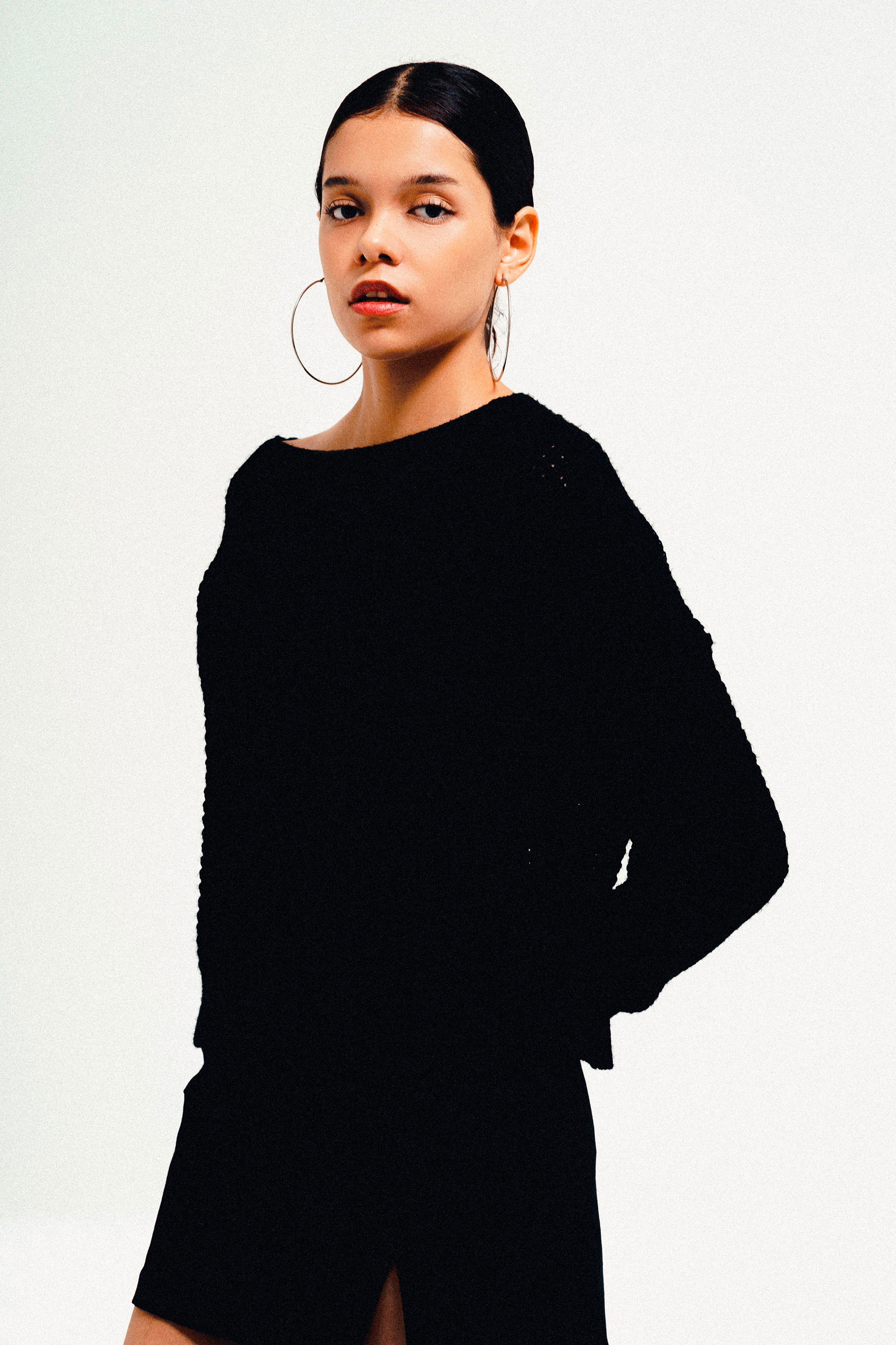 Farah Martez backdrop