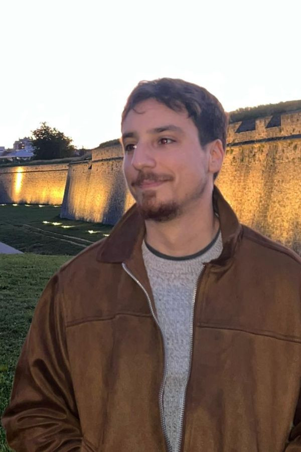 Agustín Marchese backdrop