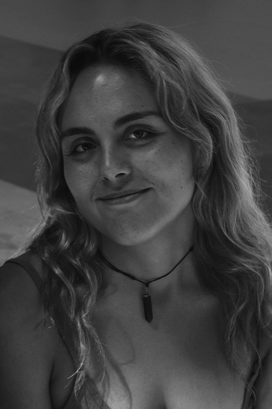 Alejandra Avelar backdrop