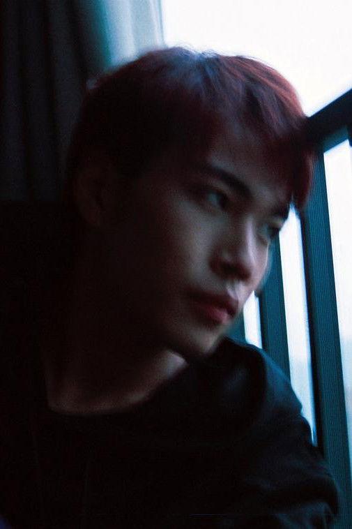 Terrence Hu backdrop