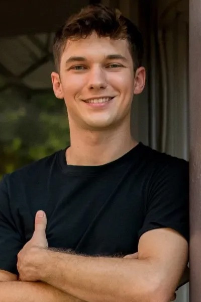 Art Bezrukavenko backdrop