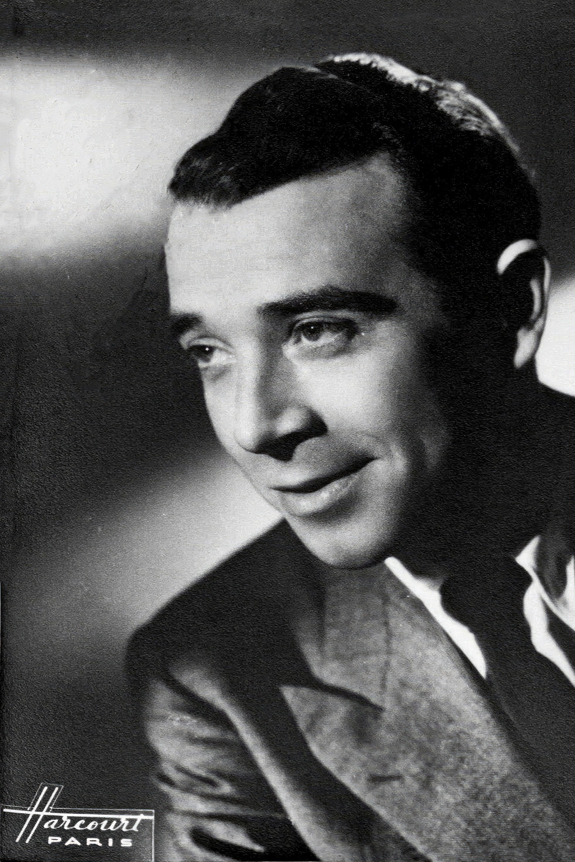 Clément Mary backdrop